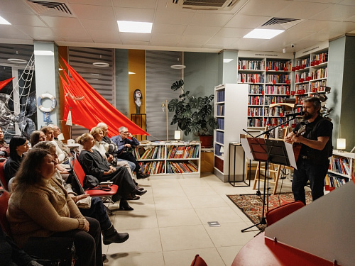 Вечер памяти В. Высоцкого «Такую жизнь нельзя назвать короткой»